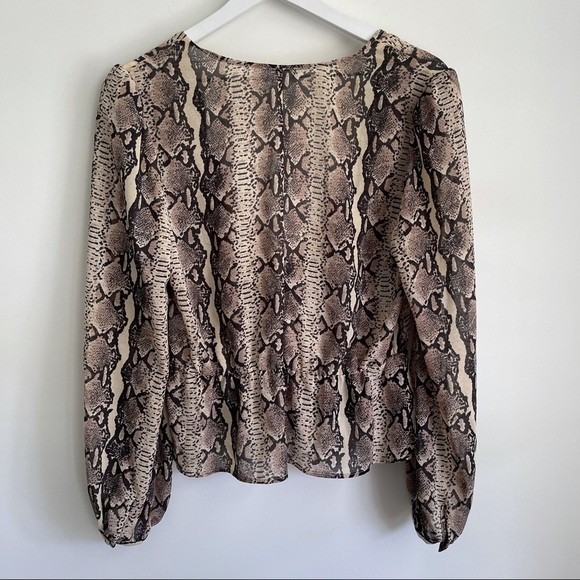 Revolve LPA Pinched Shoulder Snake print long sleeve wrap style blouse M - Picture 9 of 10